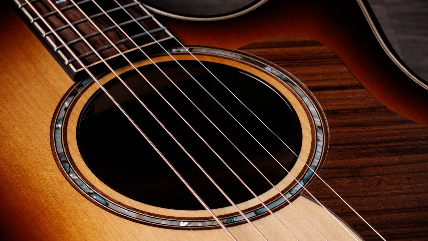 次世代Builder's Edition 814ce Honduran Rosewood/Adirondack